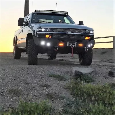 CHEVY 1500 1999-2002 with CLASSIC FRONT Weld It Yourself Offroad installed