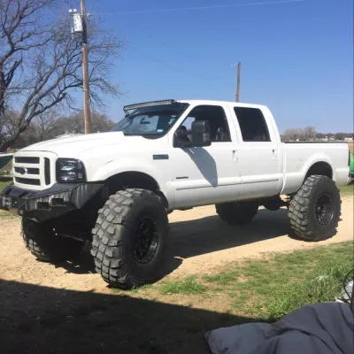 FORD F250-350 2005-2007 with CLASSIC FRONT Weld It Yourself Offroad installed