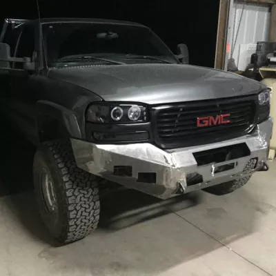 GMC 2500-3500HD 1999-2002 with CLASSIC FRONT Weld It Yourself Offroad installed