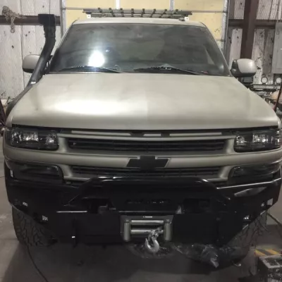 CHEVY TAHOE 2000-2006 with CLASSIC FRONT Weld It Yourself Offroad installed