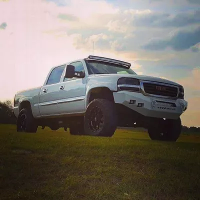 GMC 1500 2003-2007 with CLASSIC FRONT W.I.Y.KIT STANDARD installed