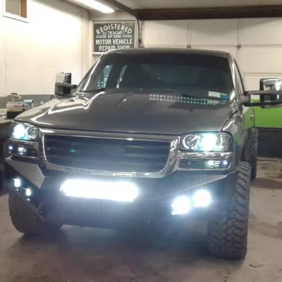 GMC 1500 2003-2007 with CLASSIC FRONT W.I.Y.KIT STANDARD installed