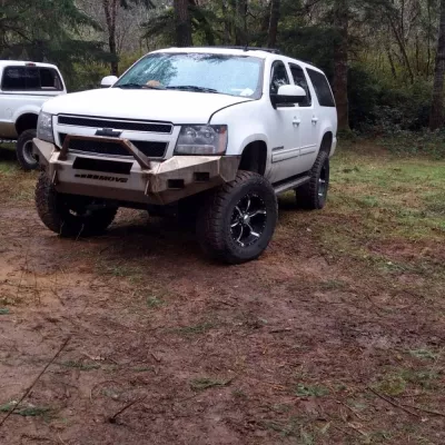 CHEVY SUBURBAN 1500 2007-2014 with CLASSIC FRONT Weld It Yourself STANDARD installed
