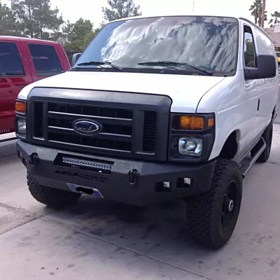 FORD E-SERIES VAN 1992-2007 with CLASSIC FRONT W.I.Y.KIT STANDARD installed