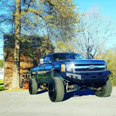 CHEVY 1500 2007.5-2013 with CLASSIC FRONT Weld It Yourself Offroad installed