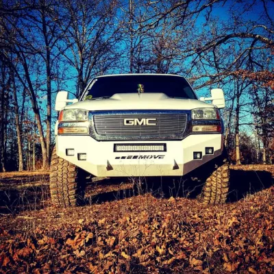 GMC 1500 2003-2007 with CLASSIC FRONT W.I.Y.KIT STANDARD installed