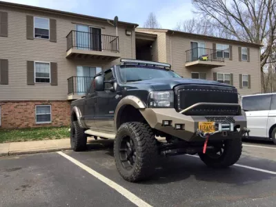 FORD F250-350 2005-2007 with CLASSIC FRONT Weld It Yourself Offroad installed