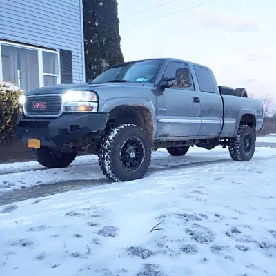 GMC 2500-3500HD 1999-2002 with CLASSIC FRONT Weld It Yourself STANDARD installed