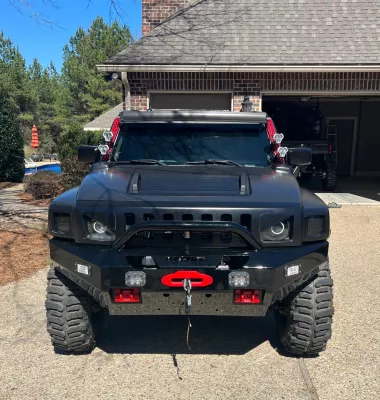HUMMER H3 2005-2010 with CLASSIC FRONT Weld It Yourself Offroad installed