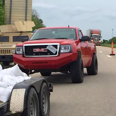 GMC 1500 2007.5-2013 with CLASSIC FRONT W.I.Y.KIT STANDARD installed