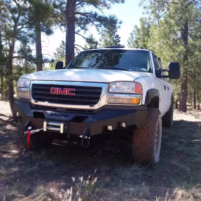 GMC 2500-3500HD 2003-2007 with CLASSIC FRONT W.I.Y.KIT OFFROAD installed