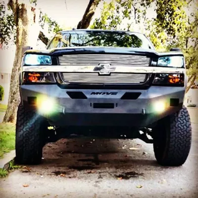 CHEVY 2500-3500HD 2003-2007 with CLASSIC FRONT W.I.Y.KIT OFFROAD installed