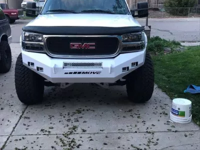 GMC 1500 1999-2002 with CLASSIC FRONT W.I.Y.KIT STANDARD installed