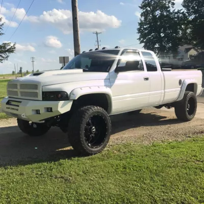 DODGE 2500-3500 1994-2002 with CLASSIC FRONT Weld It Yourself STANDARD installed