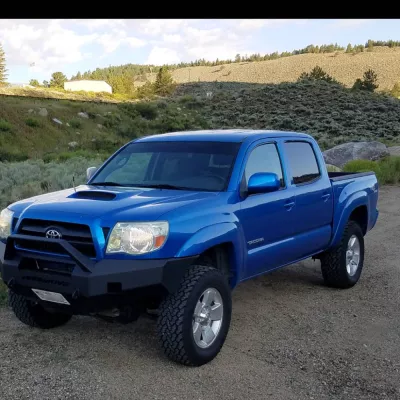 TOYOTA TACOMA 2005-2011 with CLASSIC FRONT Weld It Yourself STANDARD installed