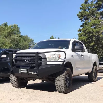 TOYOTA TUNDRA 2007-2013 with CLASSIC FRONT Weld It Yourself Offroad installed