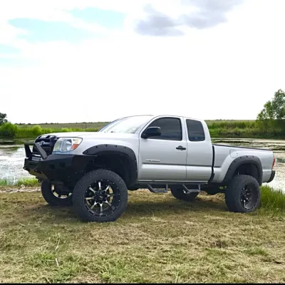 TOYOTA TACOMA 2005-2011 with CLASSIC FRONT Weld It Yourself STANDARD installed
