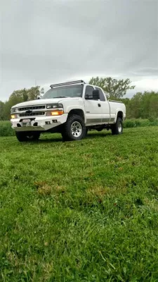 CHEVY 2500 1999-2002 with CLASSIC FRONT Weld It Yourself Offroad installed