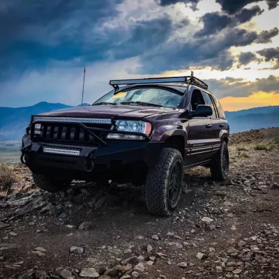 JEEP GRAND CHEROKEE 1999-2004 with CLASSIC FRONT Weld It Yourself STANDARD installed