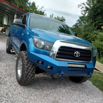 TOYOTA TUNDRA 2007-2013 with CLASSIC FRONT Weld It Yourself STANDARD installed