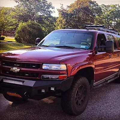 CHEVY SUBURBAN 1500 2000-2006 with CLASSIC FRONT W.I.Y.KIT STANDARD installed