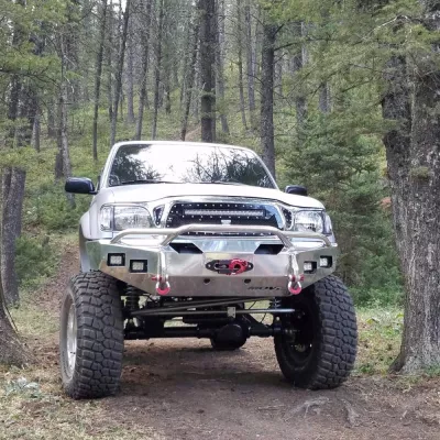TOYOTA TACOMA 1995-2004 with CLASSIC FRONT Weld It Yourself Offroad installed