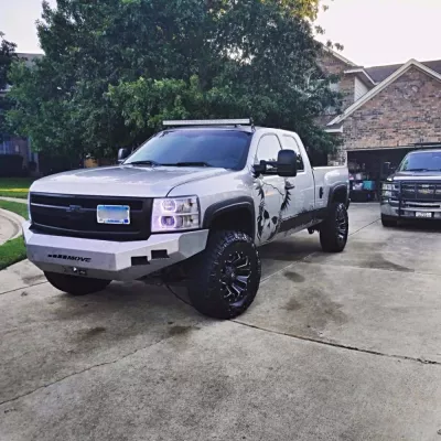 CHEVY 1500 2007.5-2013 with CLASSIC FRONT Weld It Yourself STANDARD installed