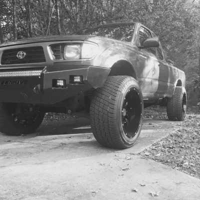 TOYOTA TACOMA 1995-2004 with CLASSIC FRONT Weld It Yourself STANDARD installed