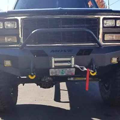 CHEVY SUBURBAN 1500 1981-1991 with CLASSIC FRONT Weld It Yourself Offroad installed