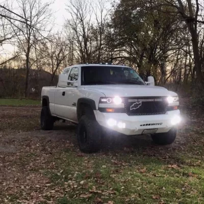 CHEVY 2500-3500HD 1999-2002 with CLASSIC FRONT Weld It Yourself STANDARD installed