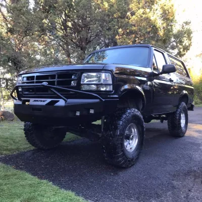 FORD BRONCO 1992-1996 with CLASSIC FRONT Weld It Yourself Offroad installed