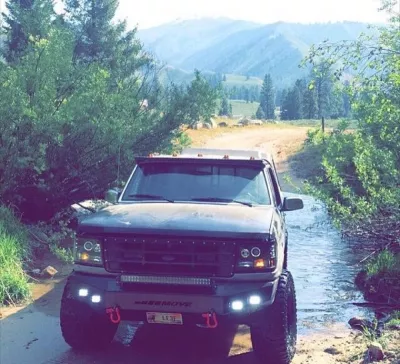 FORD F250-350 1992-1998 with CLASSIC FRONT Weld It Yourself STANDARD installed