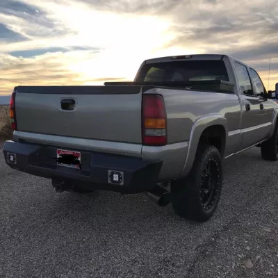 GMC 2500-3500HD 1999-2002 with CLASSIC REAR Weld It Yourself STANDARD installed