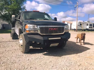 GMC 2500-3500HD 2003-2007 with CLASSIC FRONT W.I.Y.KIT STANDARD installed