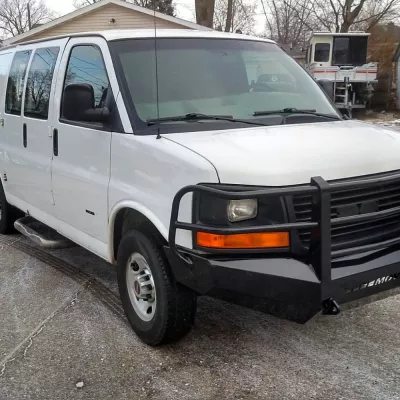 GMC SAVANA VAN 2003-2026 with CLASSIC FRONT W.I.Y.KIT STANDARD installed