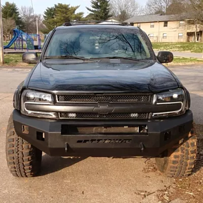 CHEVY TRAILBLAZER 2001-2005 with CLASSIC FRONT Weld It Yourself STANDARD installed