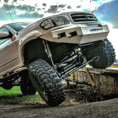 TOYOTA SEQUOIA 2001-2004 with CLASSIC FRONT W.I.Y.KIT STANDARD installed