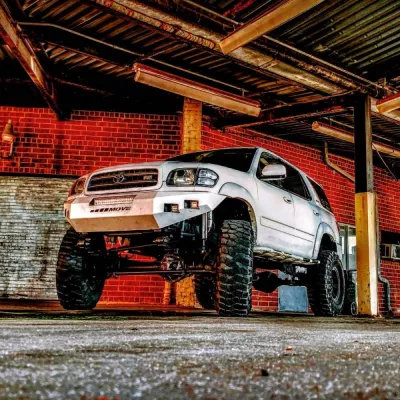 TOYOTA SEQUOIA 2001-2004 with CLASSIC FRONT W.I.Y.KIT STANDARD installed