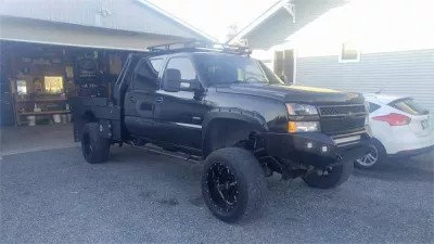 CHEVY 2500-3500HD 2003-2007 with CLASSIC FRONT Weld It Yourself STANDARD installed