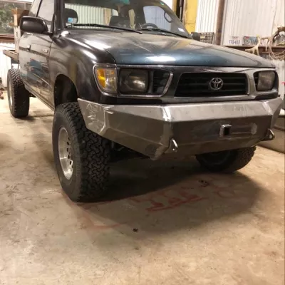 TOYOTA TACOMA 1995-2004 with CLASSIC FRONT Weld It Yourself STANDARD installed