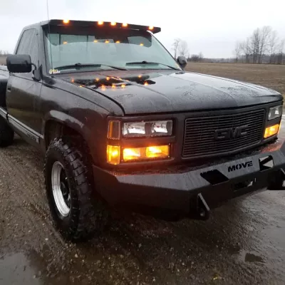 GMC 1500 1988-1998 with CLASSIC FRONT W.I.Y.KIT OFFROAD installed