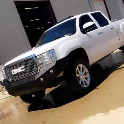 GMC 1500 2007.5-2013 with CLASSIC FRONT W.I.Y.KIT STANDARD installed