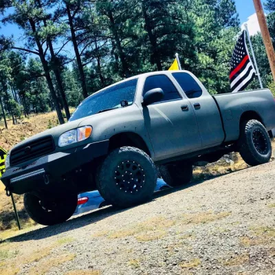 TOYOTA TUNDRA 2000-2002 [ACCESS CAB] with PRECISION FRONT Weld It Yourself STANDARD installed
