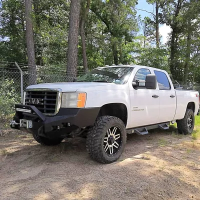 GMC 2500-3500HD 2007.5-2010 with CLASSIC FRONT W.I.Y.KIT OFFROAD installed