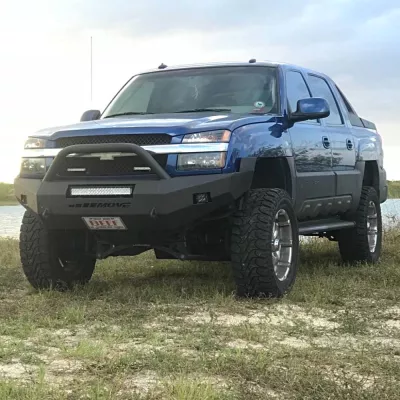 CHEVY AVALANCHE 1500 WITH CLAD 2000-2006 with CLASSIC FRONT Weld It Yourself STANDARD installed