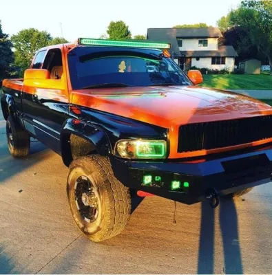 DODGE 2500-3500 1994-2002 with CLASSIC FRONT W.I.Y.KIT STANDARD installed