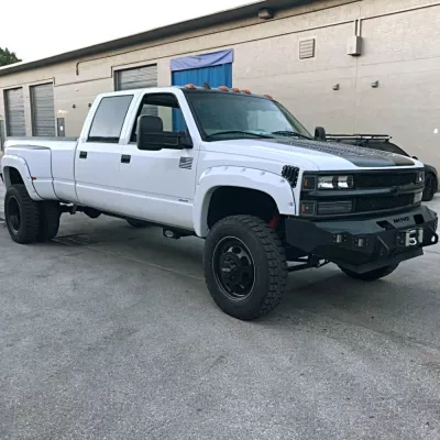 CHEVY 2500-3500HD 1988-1998 with CLASSIC FRONT W.I.Y.KIT OFFROAD installed