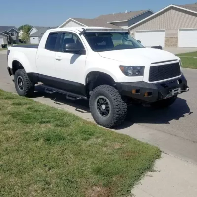 TOYOTA TUNDRA 2007-2013 with CLASSIC FRONT Weld It Yourself Offroad installed