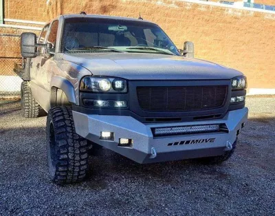 GMC 2500-3500HD 2003-2007 with CLASSIC FRONT W.I.Y.KIT STANDARD installed