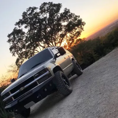 CHEVY TAHOE 1992-1999 with CLASSIC FRONT Weld It Yourself STANDARD installed